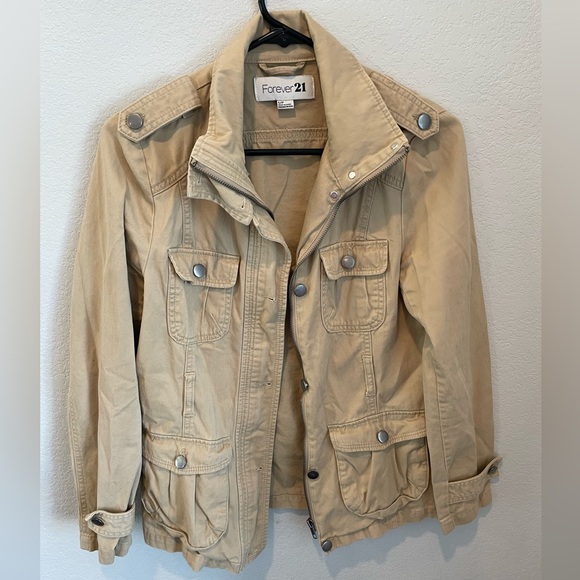 Forever 21 Jackets & Blazers - Forever 21 Tan Cargo Utility Jacket Women’s Size Small